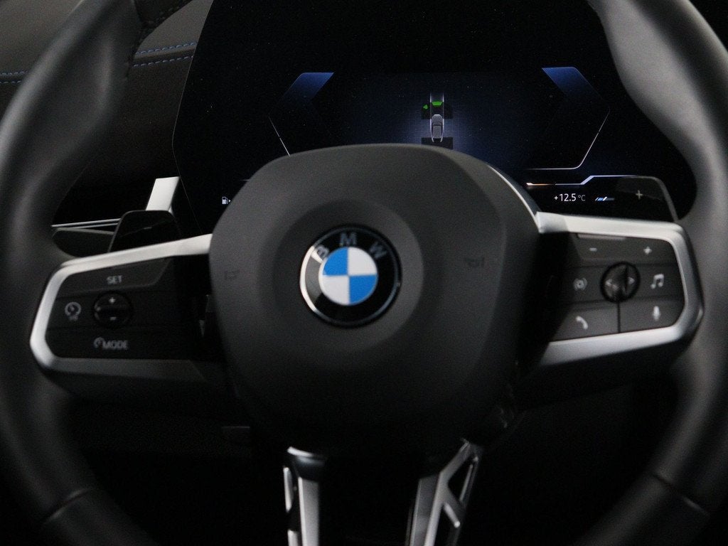 BMW X2 sDrive20i M Sport Trekhaak (bj 2024, automaat), Auto's, X2, 156 pk, Met garantie (alle), 1545 kg