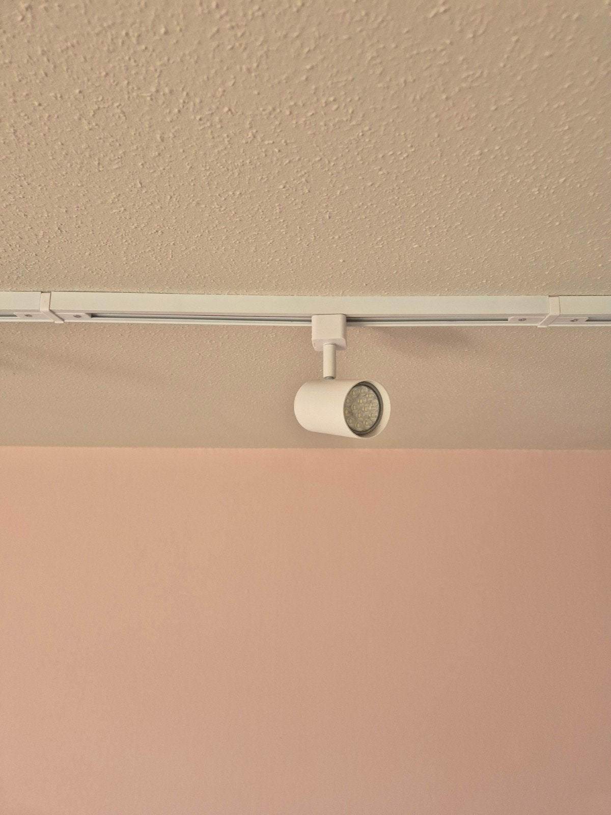 Witte railspot met 4 LED spots incl 4 GU10 lichtbronnen, Ophalen of Verzenden, Zo goed als nieuw, LED, Metaal