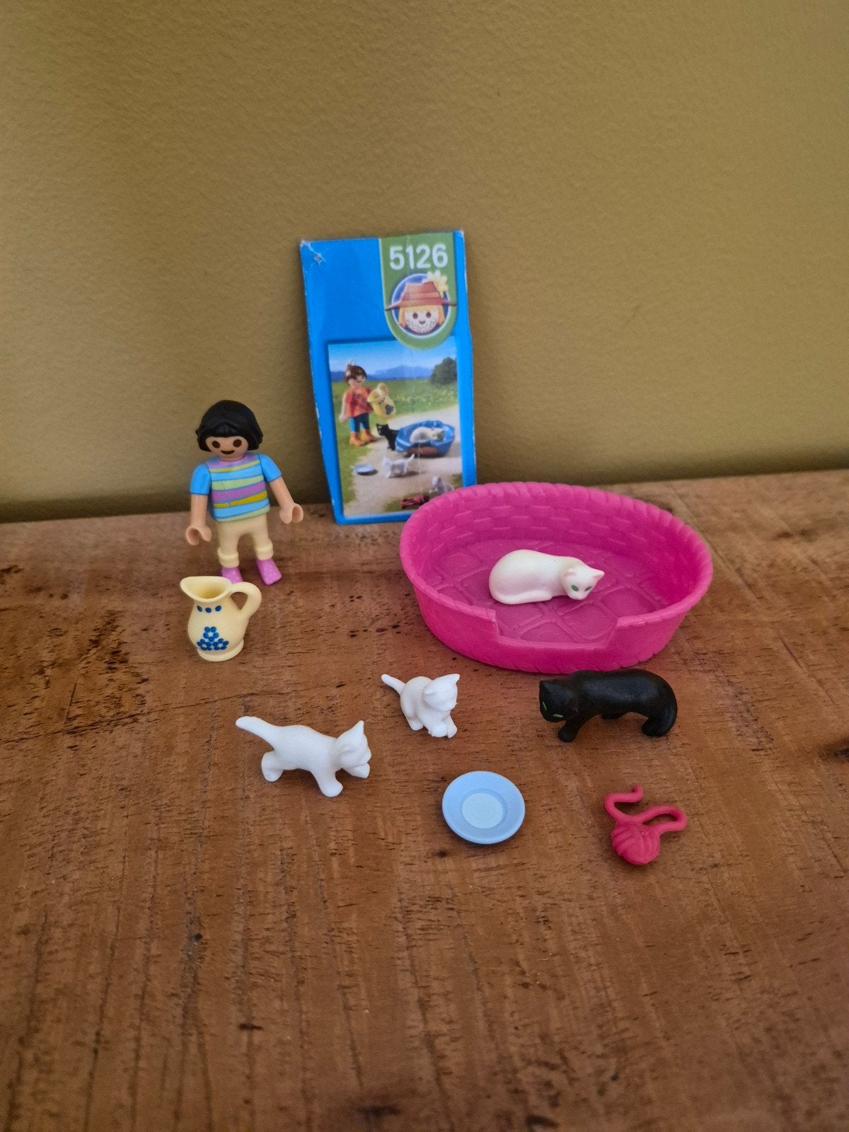 Playmobil 5126 Meisje met Poezenfamilie, Kinderen en Baby's, Speelgoed | Playmobil, Ophalen of Verzenden, Gebruikt, Complete set