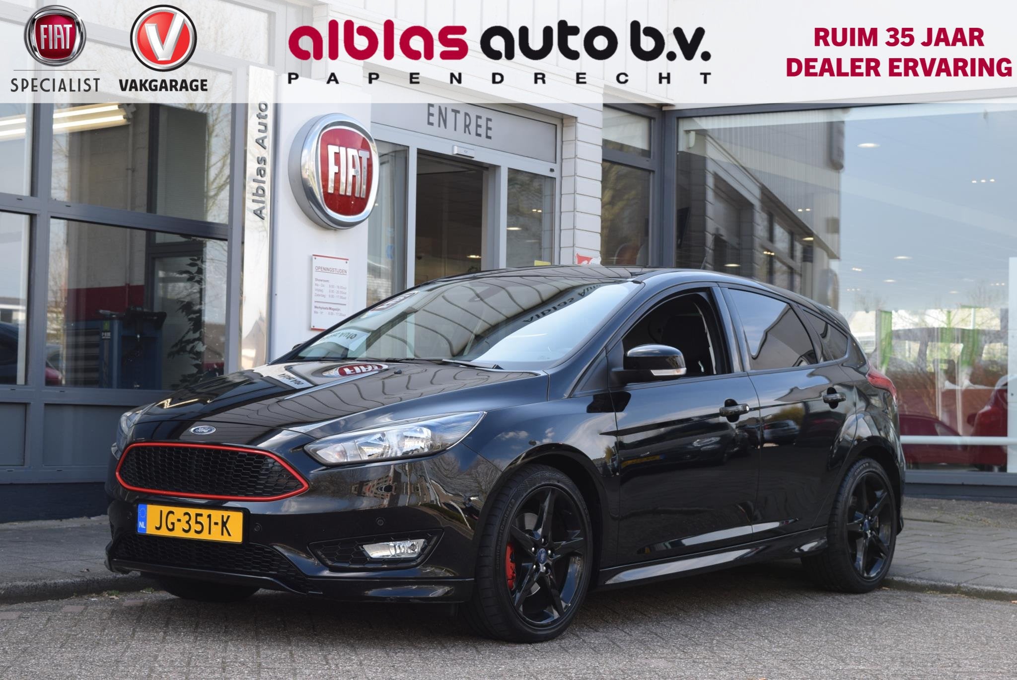 Ford Focus 1.5 Black Edition, Auto's, Stof, 4 cilinders, 150 pk, Navigatiesysteem