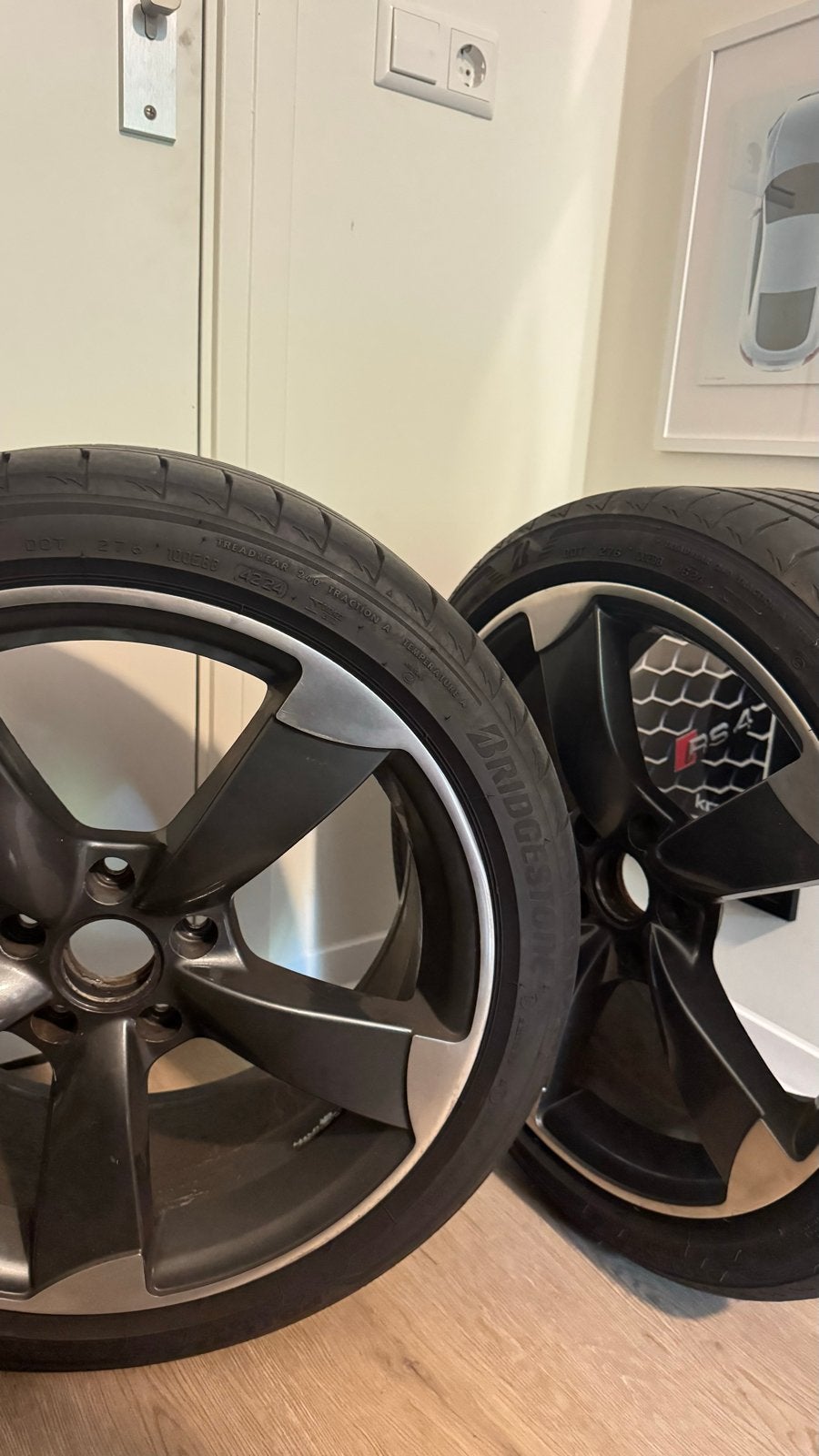 2x losse velgen met Bridgestone zomerbanden 225/40R18, Ophalen