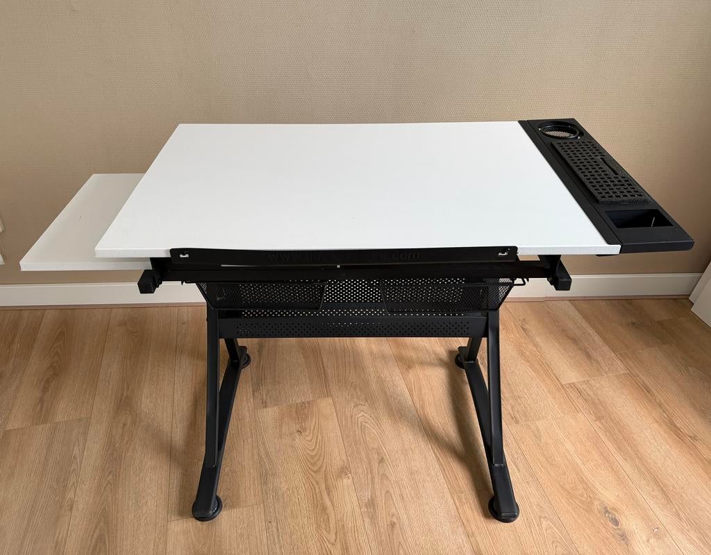 Schilder of tekentafel met lamp, Ophalen, Zo goed als nieuw, Minder dan 130 cm