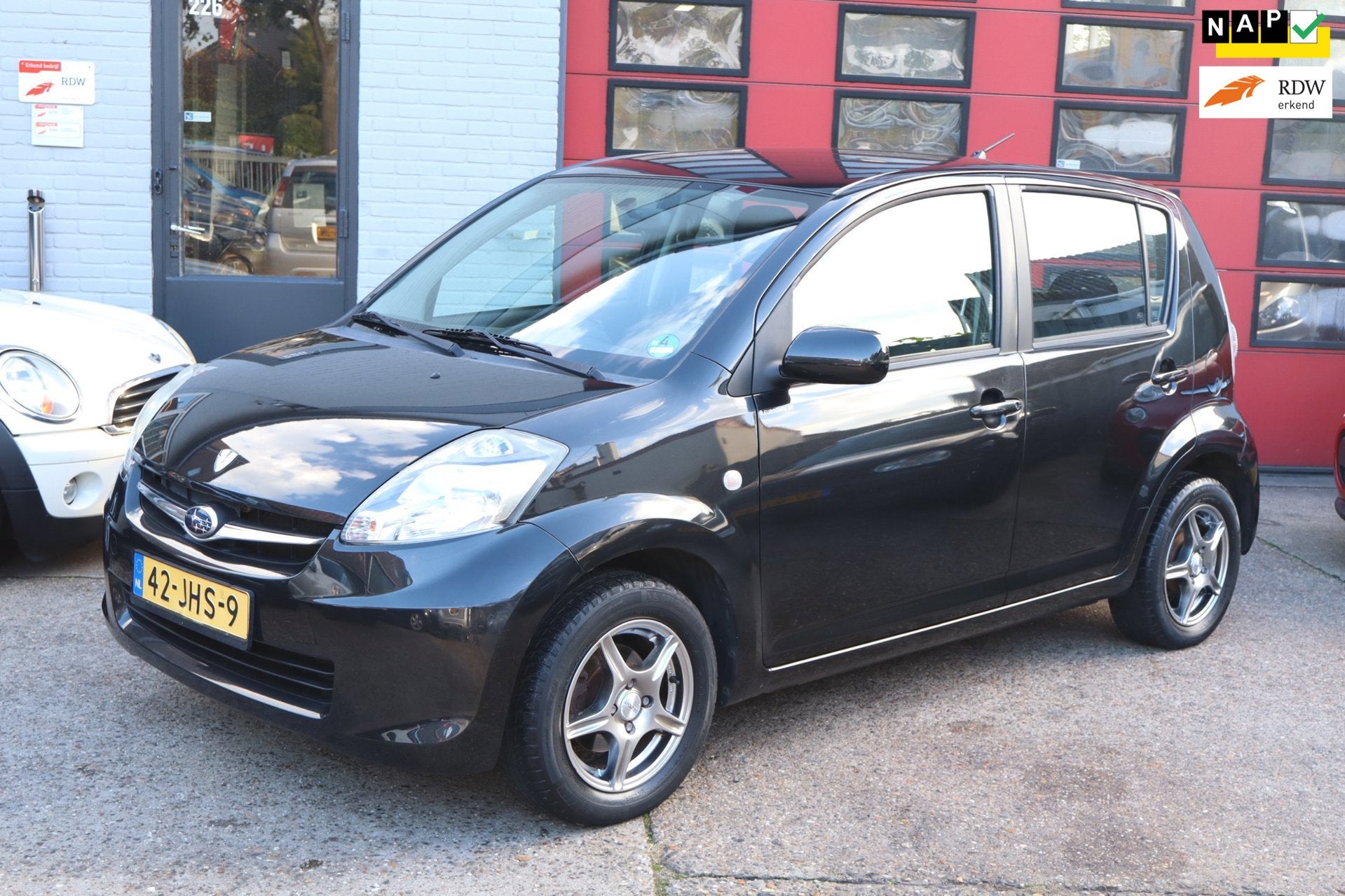 Subaru Justy 1.0 Comfort S, AIRCO, 5 DEURS, SPORTVELG, Auto's, Voorwielaandrijving, Justy, Gebruikt, Zwart