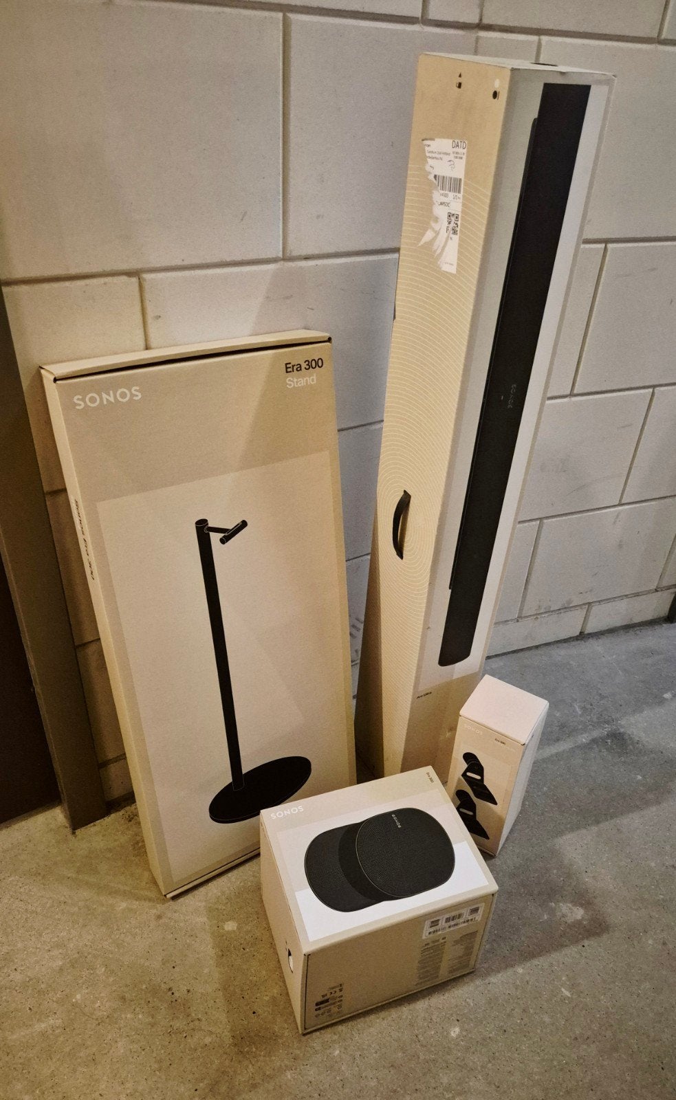 Lege Sonos dozen: Arc Ultra, Era 300 en standaard , beugels, Inclusief muurbeugels, Overige typen, Ophalen of Verzenden, Zo goed als nieuw