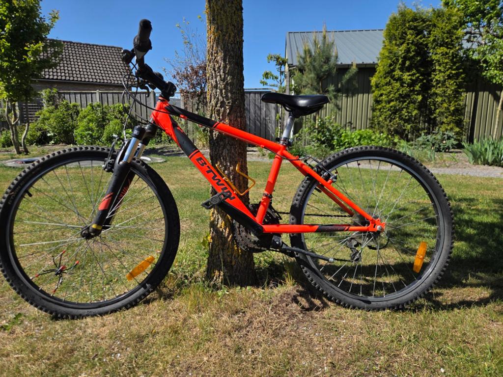 Oranje mountainbike, Fietsen en Brommers, Fietsen | Mountainbikes en ATB, Gebruikt, Heren, Overige merken, Velgrem, Ophalen