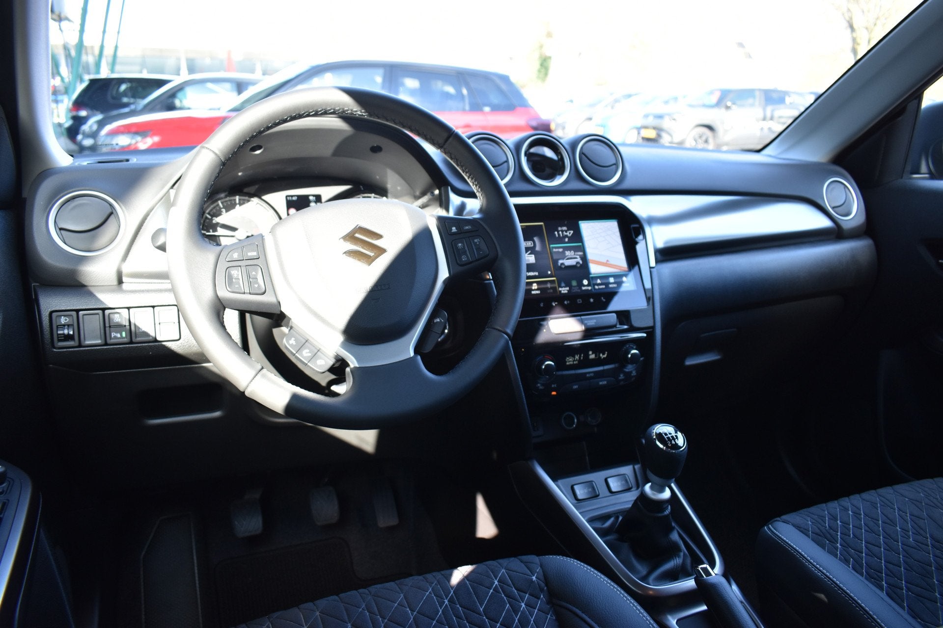 Suzuki Vitara 1.4 Boosterjet Smart Hybrid Style 111pk | Acti, Auto's, Stof, Gebruikt, Zwart, 4 cilinders