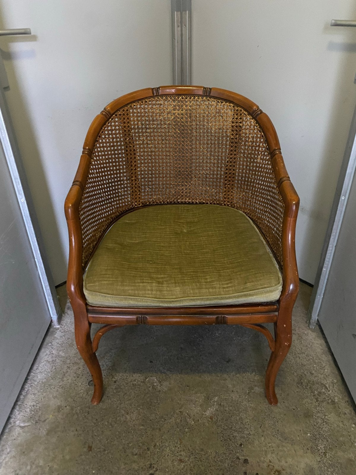 Mooie rotan stoel met origineel kussen, Ophalen