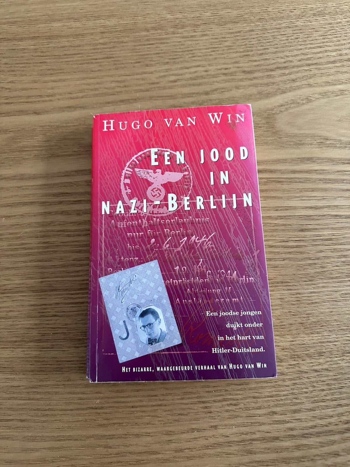 H. van Win - Een jood in nazi-Berlijn, Ophalen of Verzenden, Gelezen, H. van Win