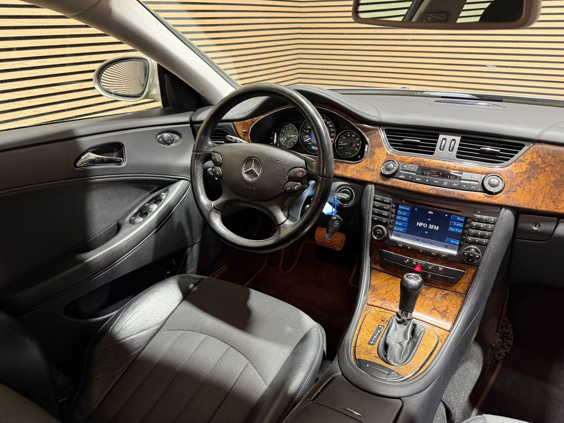 Mercedes-Benz CLS-klasse 350 | Automaat | Airco | Cruise | N, Auto's, Mercedes-Benz, Achterwielaandrijving, Gebruikt, Zwart, 4 stoelen