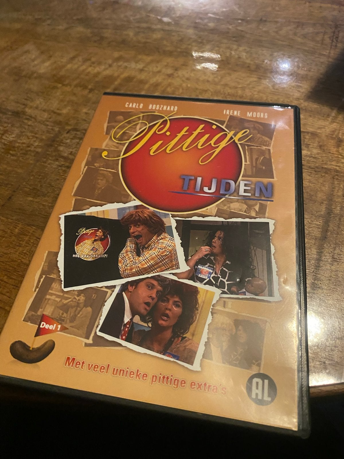 Pittige Tijden Deel 1 DVD - Carlo Boszhard & Irene Moors, Cd's en Dvd's, Dvd's | Komedie, Alle leeftijden, Overige genres, Gebruikt