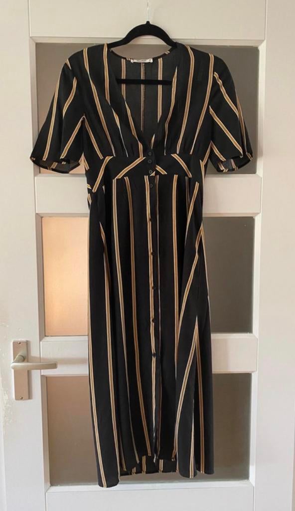 Retro Pull & Bear jurkje - maat M, Kleding | Dames, Jurken, Maat 38/40 (M), Zwart, Ophalen of Verzenden, Zo goed als nieuw