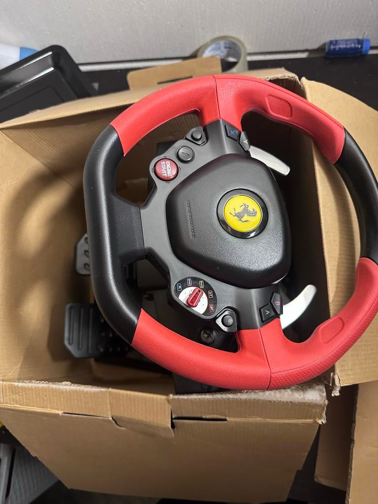 Thrustmaster Ferrari 458 Spider Racing Wheel - Gloednieuw, ., Racen en Vliegen, Nieuw, Ophalen of Verzenden