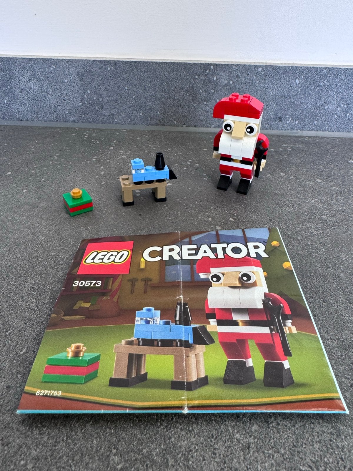 LEGO Creator 30573 Kerstman met cadeautjes, Kinderen en Baby's, Gebruikt, Lego, Ophalen of Verzenden, Compleet