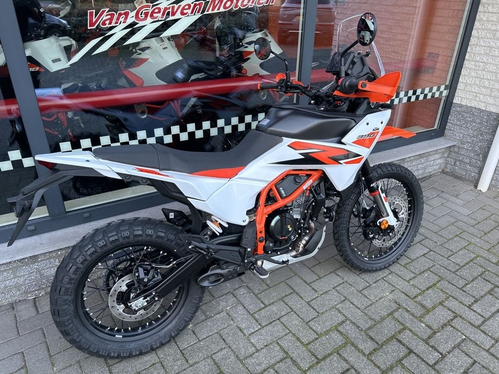 KTM 390 ADVENTURE R 2026, Bedrijf, Enduro