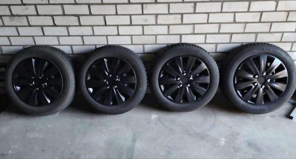 Goede winterbanden op stalen velgen 5x120 16 inch wieldoppen, Ophalen, Gebruikt