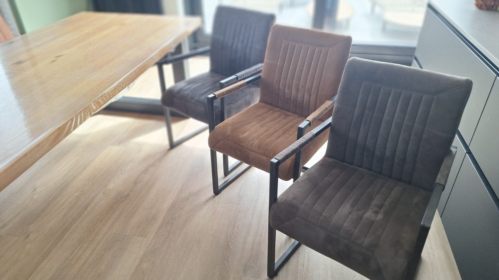 3 prachtige industriële eetkamerstoelen., Ophalen, Zo goed als nieuw