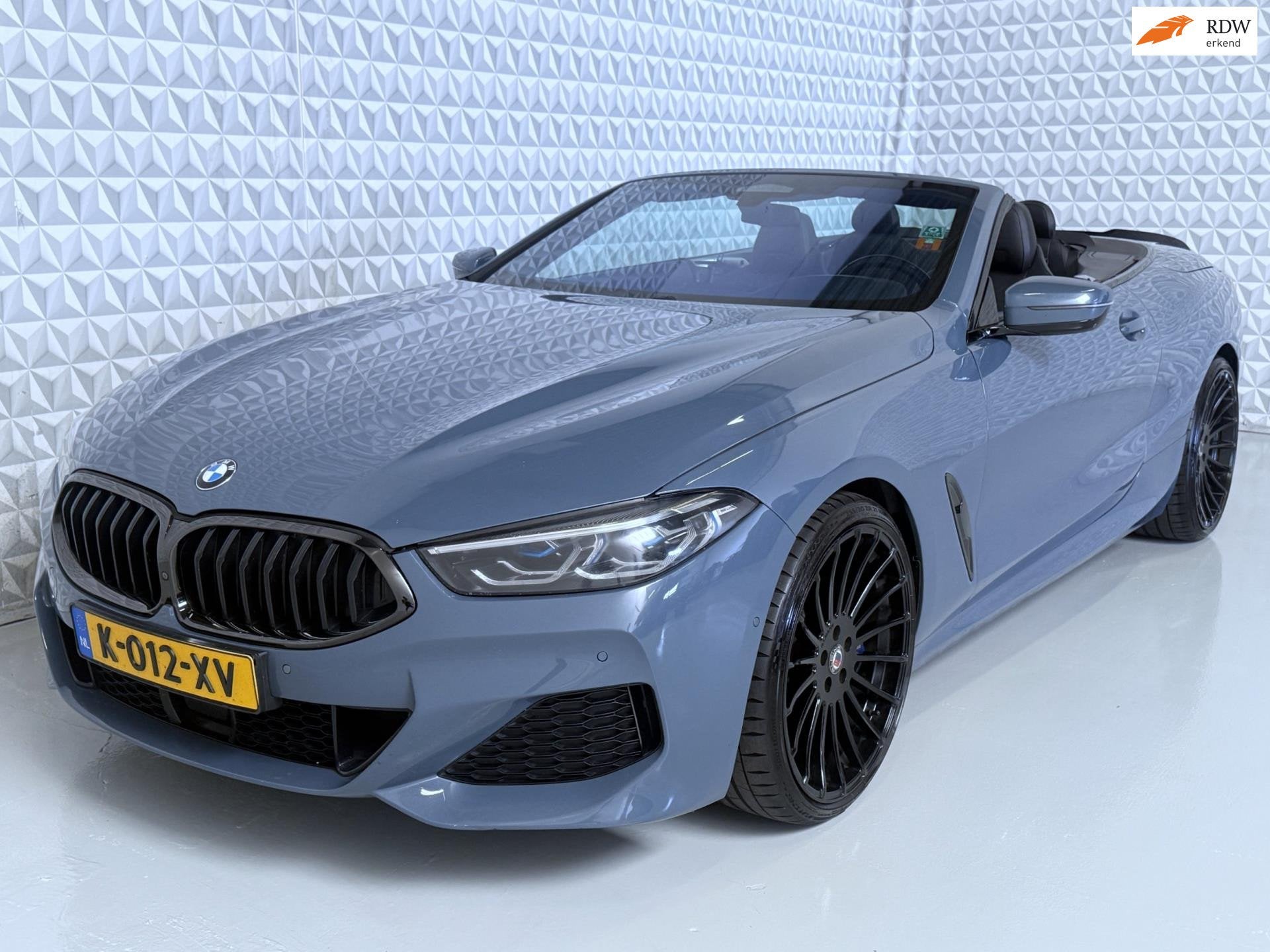 BMW 8-serie 840i xDrive High Executive / INDIVIDUAL (2019), Auto's, Gebruikt, Cabriolet, Leder, Vierwielaandrijving