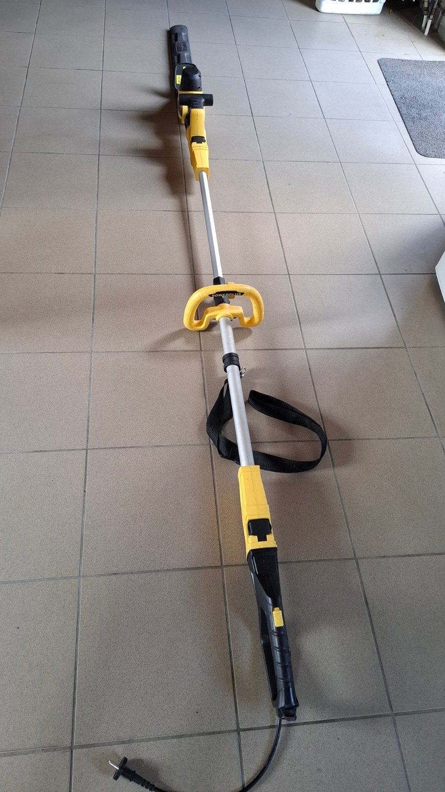 Powerplus POWXG2042 TELESCOPISCHE HEGGENSCHAAR 750W 560MM, Ophalen of Verzenden