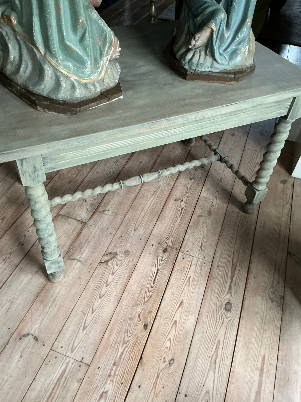 Antieke Franse tafel, Ophalen