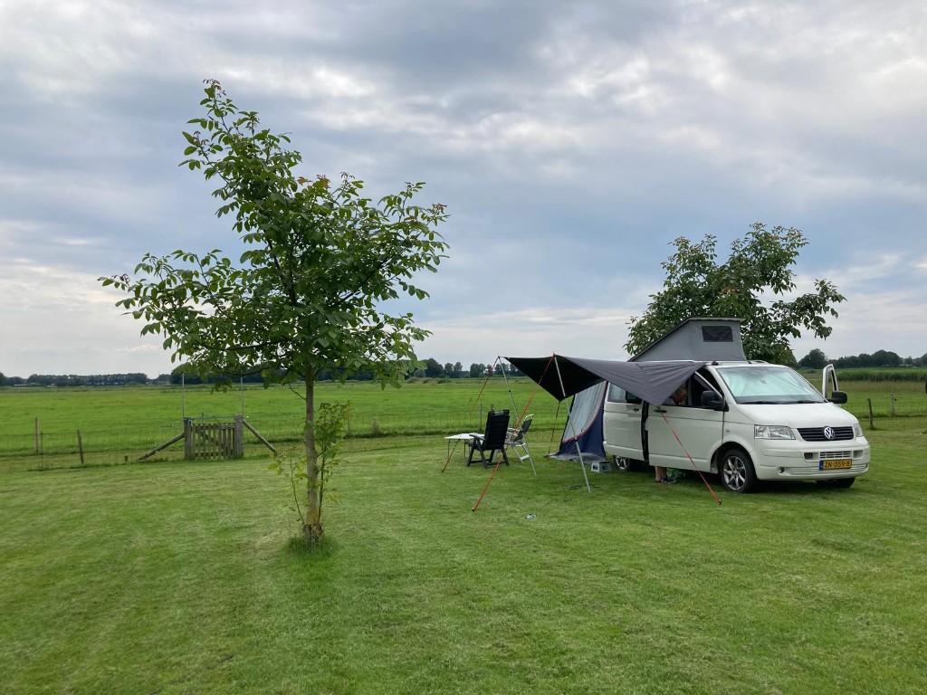 Volkswagen T5 1.9TDI Camper NIEUWE APK, Chemisch toilet, Volkswagen, Tot en met 2, Luifel