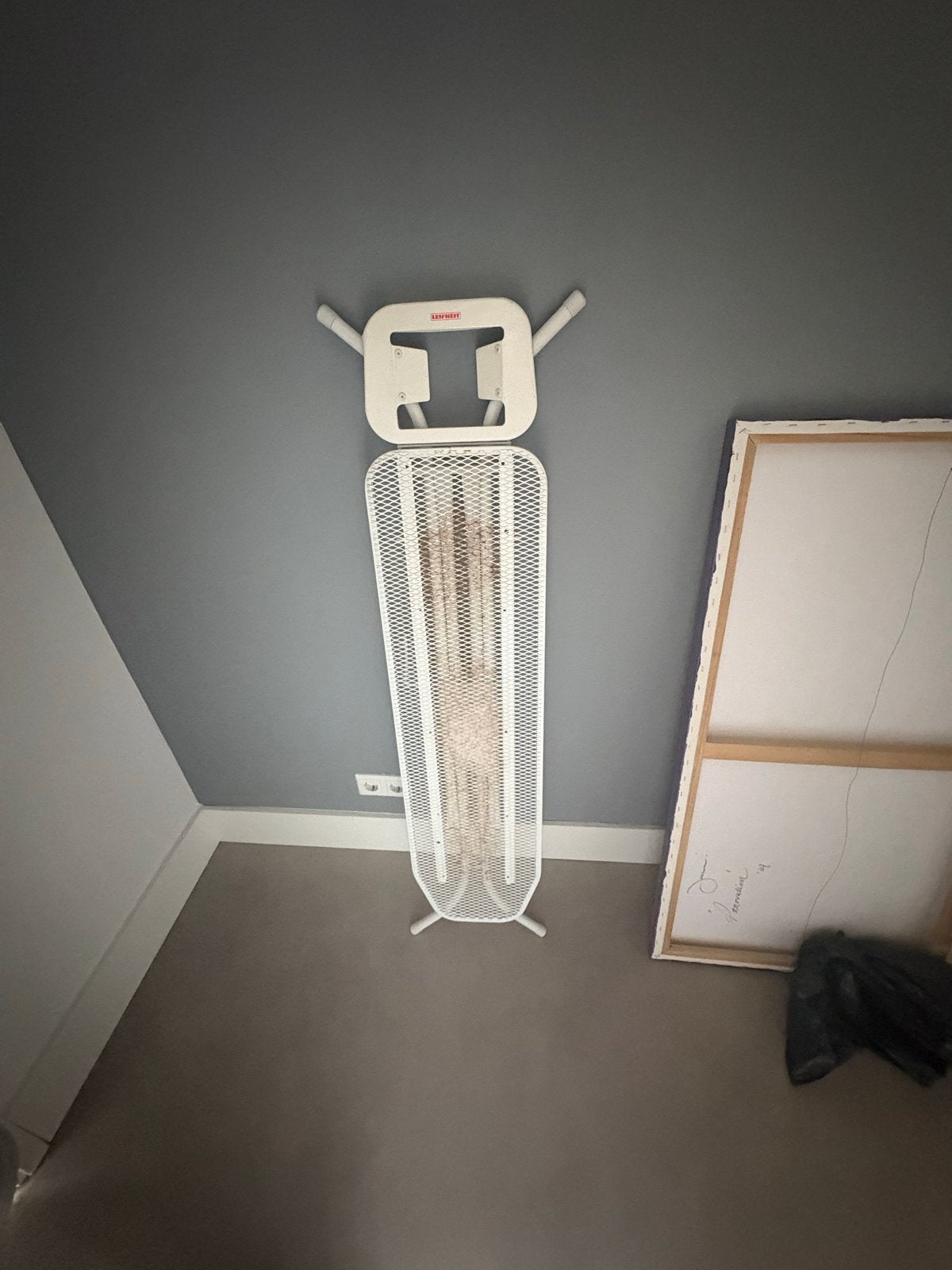 Gratis strijkplank (zonder hoes), Witgoed en Apparatuur, Strijkijzers en Strijkplanken, Ophalen, Gebruikt