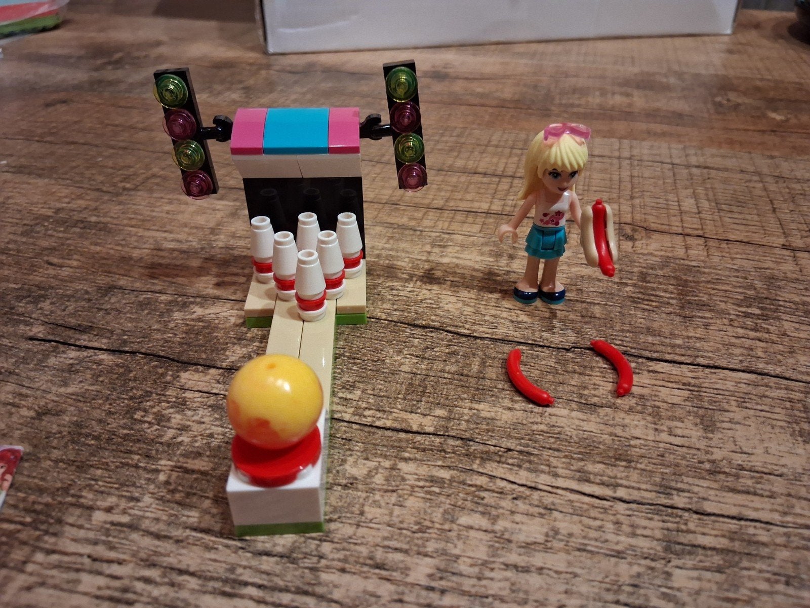 LEGO Friends bowling, Ophalen, Nieuw