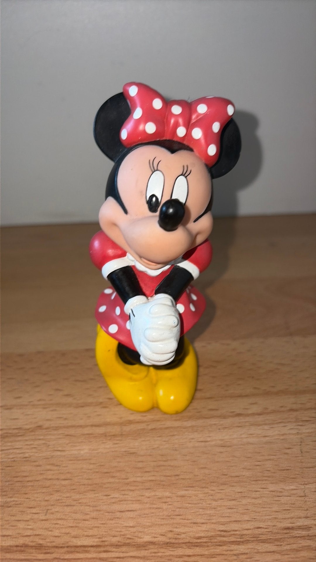 Originele Disney Minnie Mouse speelfiguur / verzamelobject, Ophalen of Verzenden, Mickey Mouse, Gebruikt, Beeldje of Figuurtje