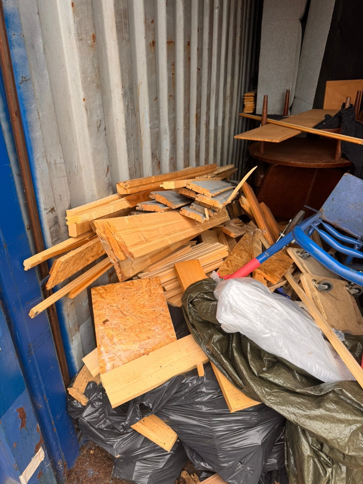 Partij houten stukken - brandhout, Ophalen, Zo goed als nieuw, Pallet, Minder dan 200 cm
