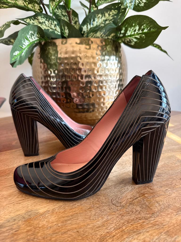 United Nude hakken zwart maat 40, Kleding | Dames, Schoenen, Ophalen of Verzenden, Zo goed als nieuw, Zwart