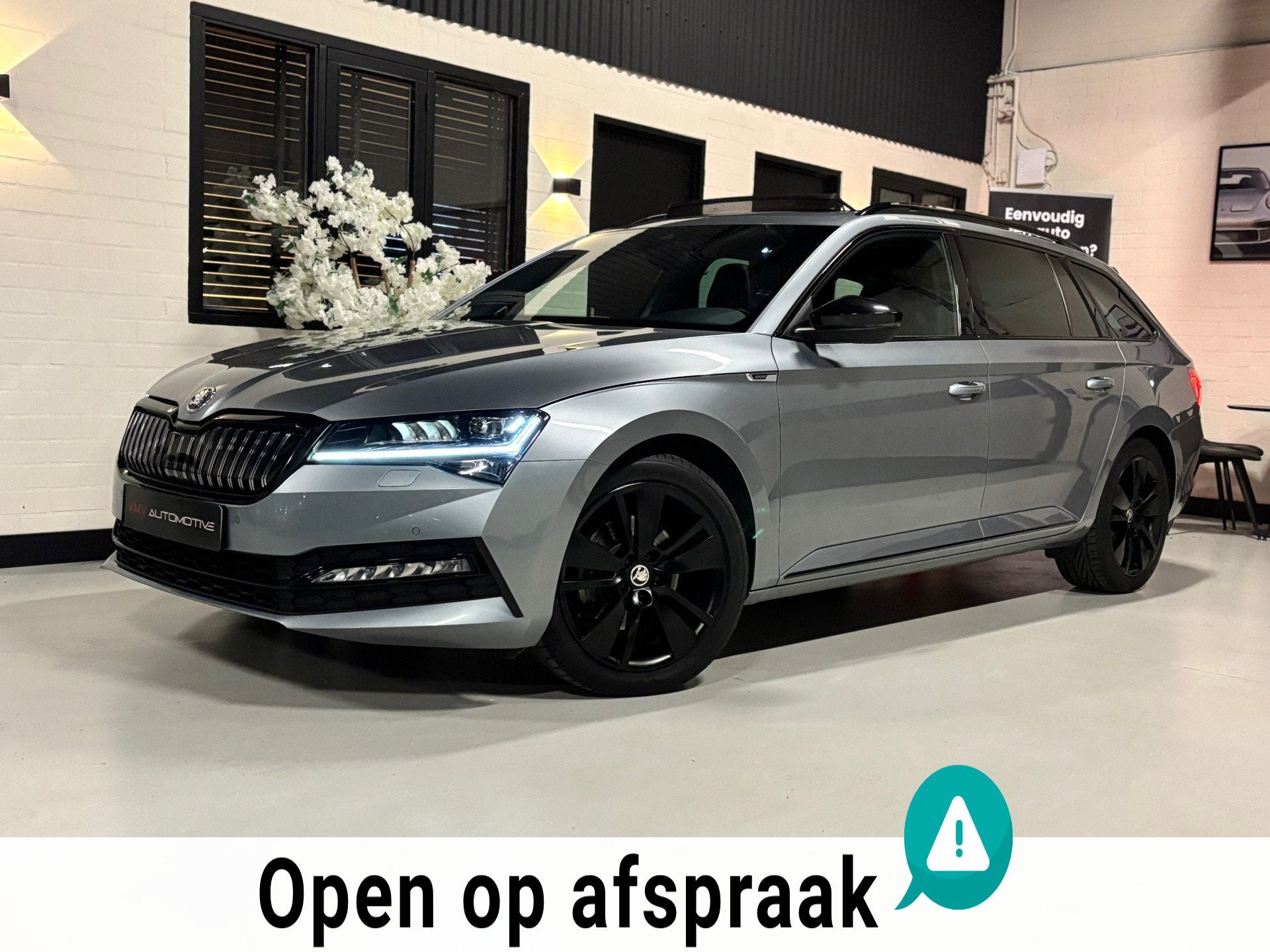 Skoda Superb Combi 1.4 TSI iV 218 PK | Sportline | Pano | Ch, Auto's, Dealer onderhouden, Gebruikt, Zwart, 4 cilinders