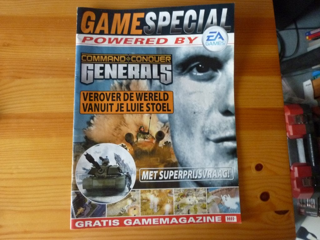 Command & Conquer Generals GameSpecialMagazine, Online, 2 spelers, Ophalen of Verzenden, Zo goed als nieuw