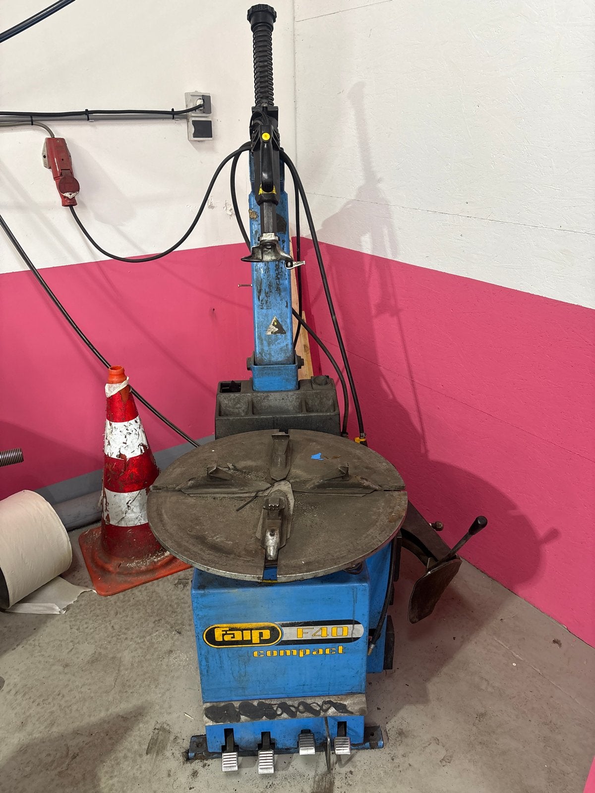 Faip F40 Compact bandenapparaat, Ophalen, Gebruikt, Banden en Velgen