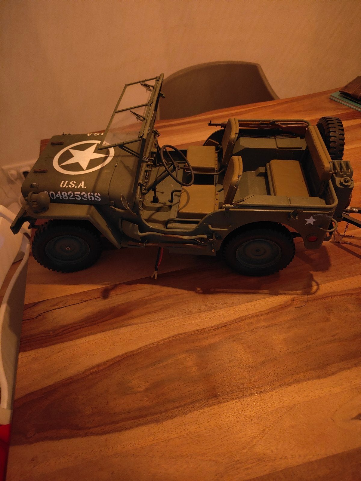 RC Willys Jeep met aanhanger - Legervoertuig schaalmodel, Auto, Groter dan 1:32, Zo goed als nieuw, Ophalen