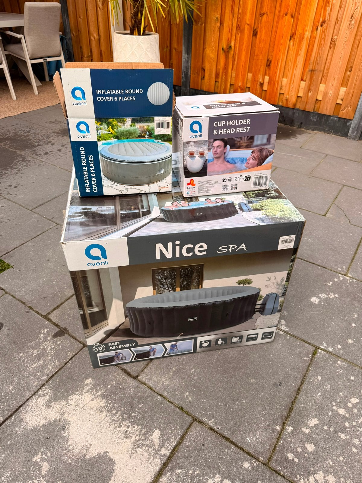 Avenli Nice SPA Opblaasbare Jacuzzi - Zo goed als nieuw, Ophalen, Zo goed als nieuw, Filter, Opblaasbaar