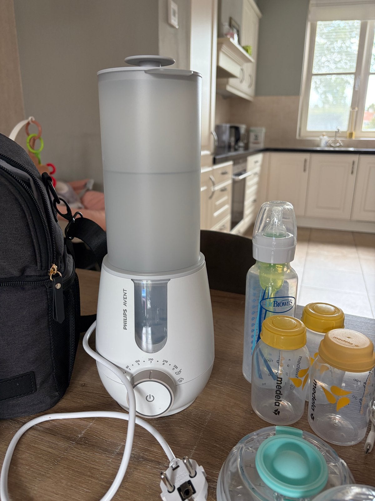 Philips Avent flessenwarmer, Elvie kolf en Medela flessen, Ophalen, Flessen- of potjesverwarmer, Gebruikt, Philips Avent