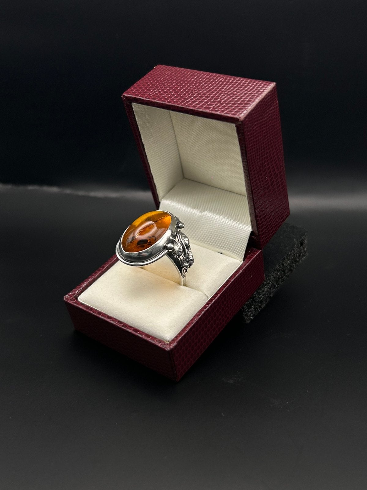 Uitzonderlijke baltische sterling zilveren amber ring Gdansk, Ophalen of Verzenden, Zilver, Ring, Met edelsteen