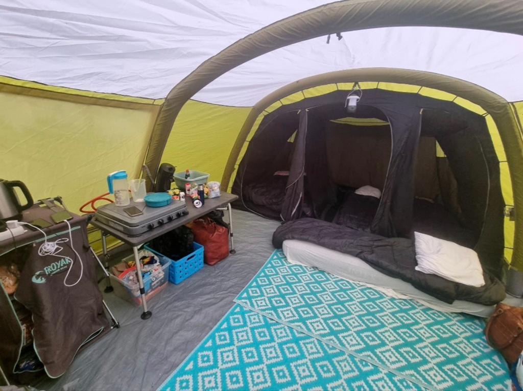Opblaasbare tent vango 7 meter 4/5 personen/air tent, Caravans en Kamperen, Ophalen