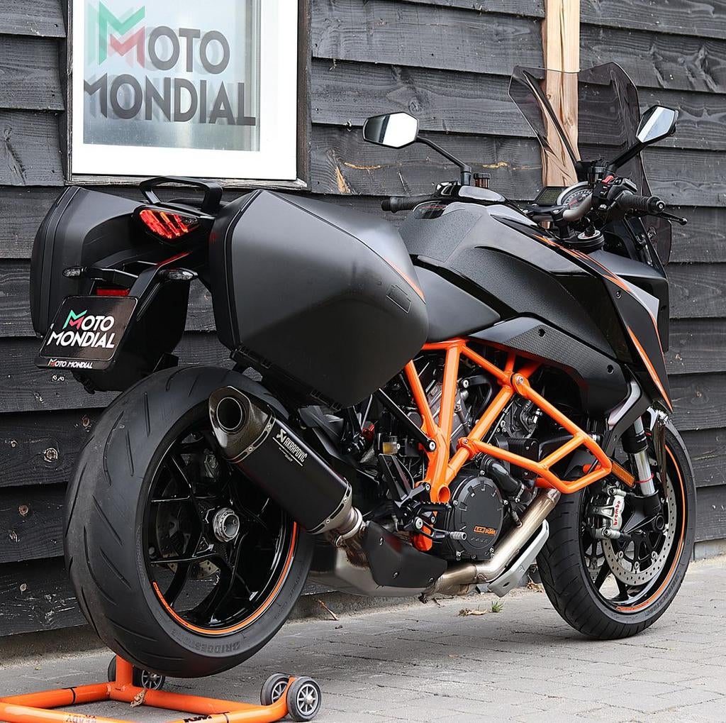 KTM 1290 SUPER DUKE GT (bj 2018) Akrapovic, 2 cilinders, KTM, Bedrijf, Toermotor
