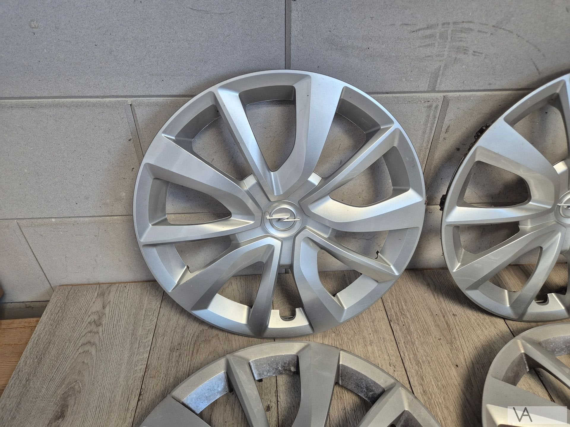 Wieldop set van 4 van Opel Corsa F 2019 - 2025 15 inch €60, Gebruikt, -, -, Ophalen of Verzenden