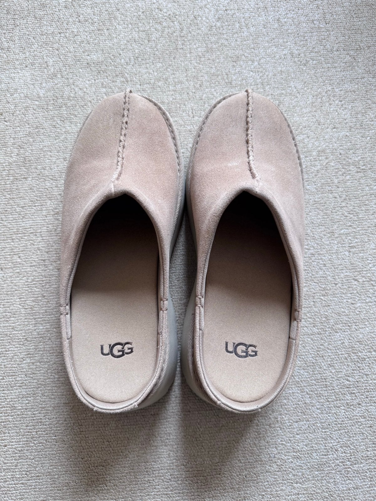 Nieuwe UGG clogs maat 8, maat 39/40, Ophalen of Verzenden, Nieuw, Beige, Instappers