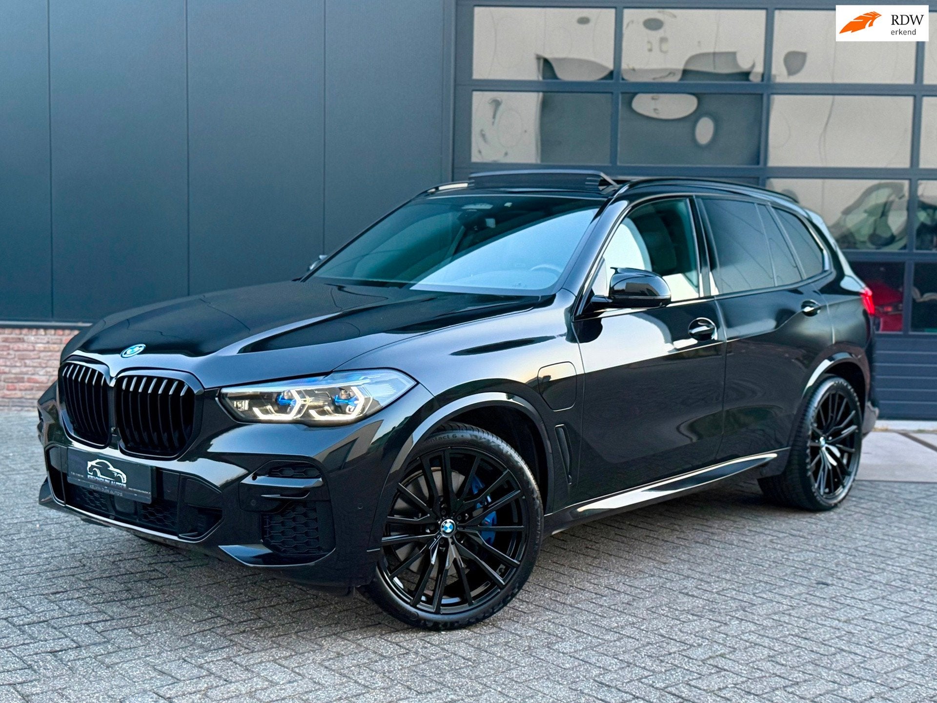 BMW X5 XDrive45e M Sport Pano|M seat|Skylounch|H&K|Voll opti, Automaat, Gebruikt, 394 pk, Zwart