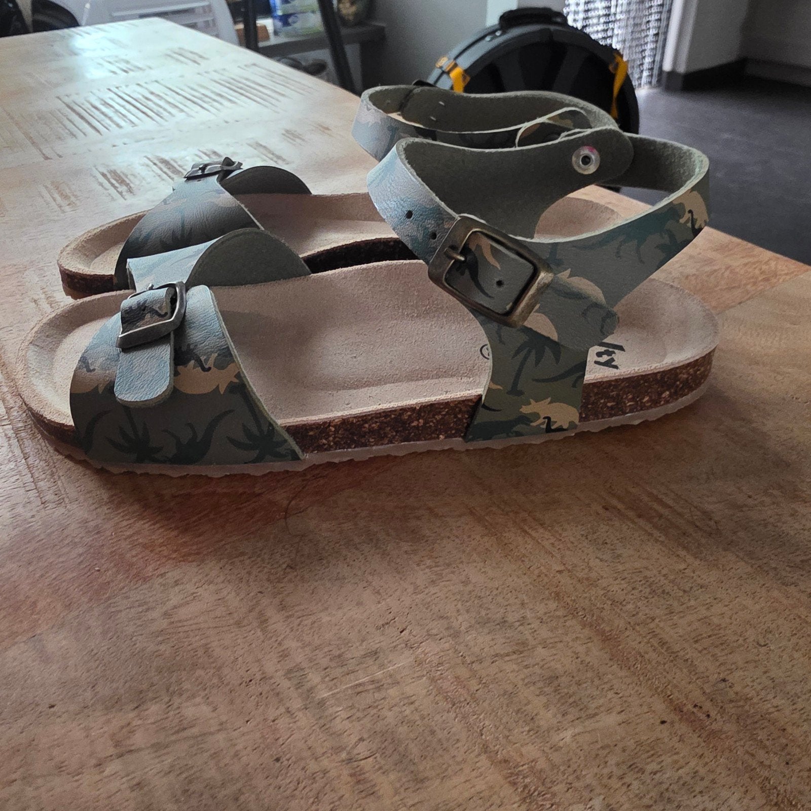 Nieuwe VTY sandalen maat 32,33 of 35, Ophalen of Verzenden, Nieuw, VTY, Jongen of Meisje