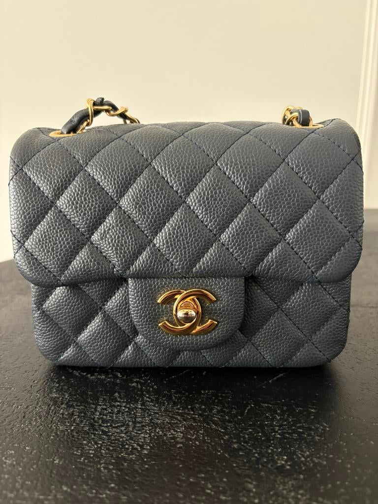 Chanel mini tas, Sieraden, Tassen en Uiterlijk, Tassen | Damestassen, Ophalen of Verzenden, Zo goed als nieuw, Zwart, Handtas