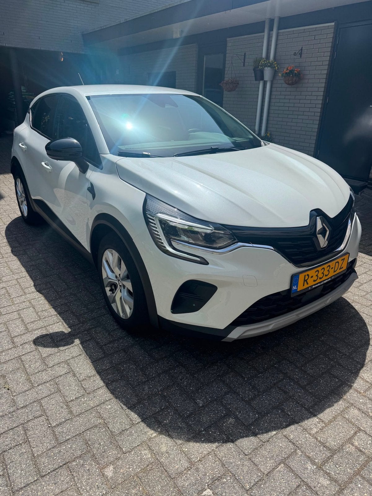 Renault Captur TCe 90pk GPF 2022 Wit, Auto's, Renault, Particulier, Captur, Benzine, C, SUV of Terreinwagen, Handgeschakeld, Origineel Nederlands