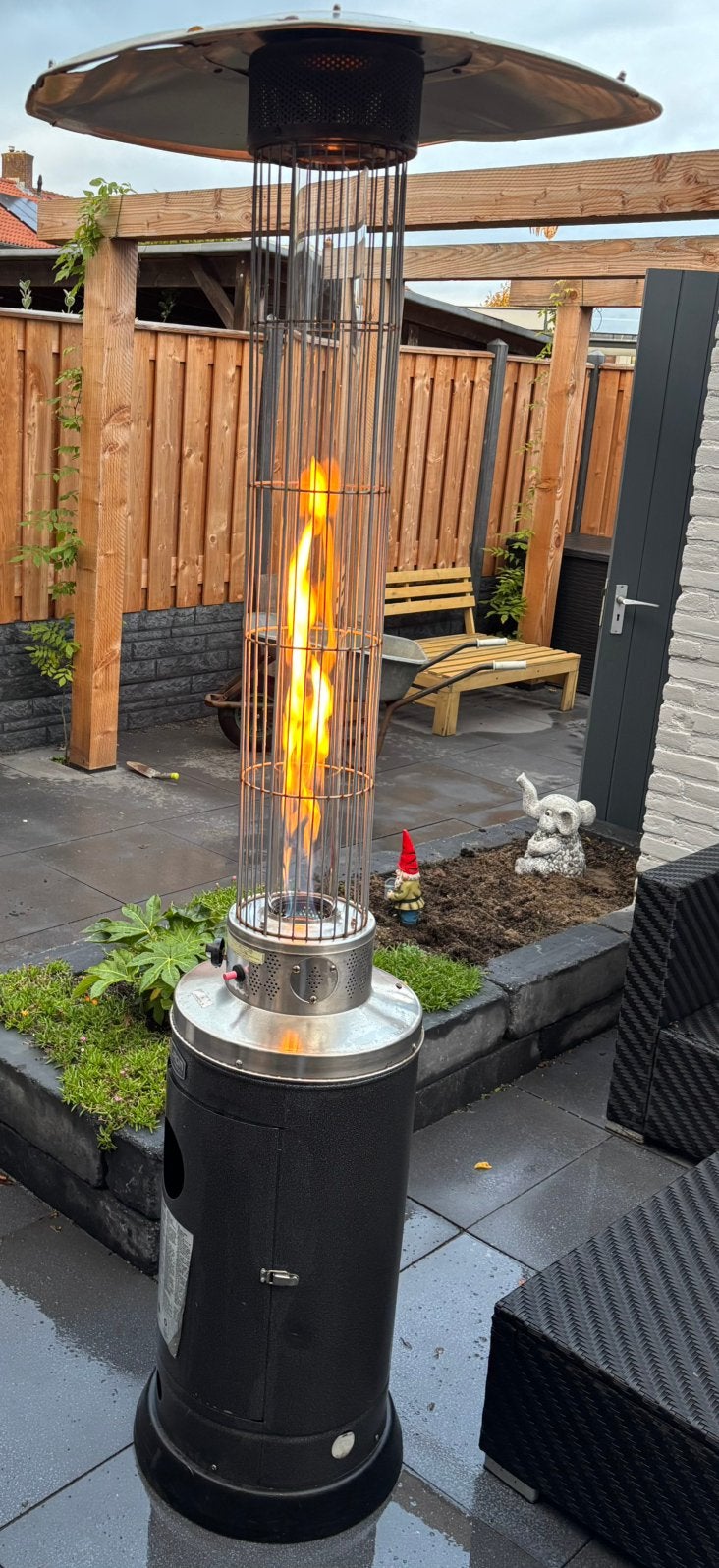 Gasheater terrasheater design heater glas flame, Tuin en Terras, Terrasverwarmers, Ophalen, Gebruikt, Waterbestendig, Vloer
