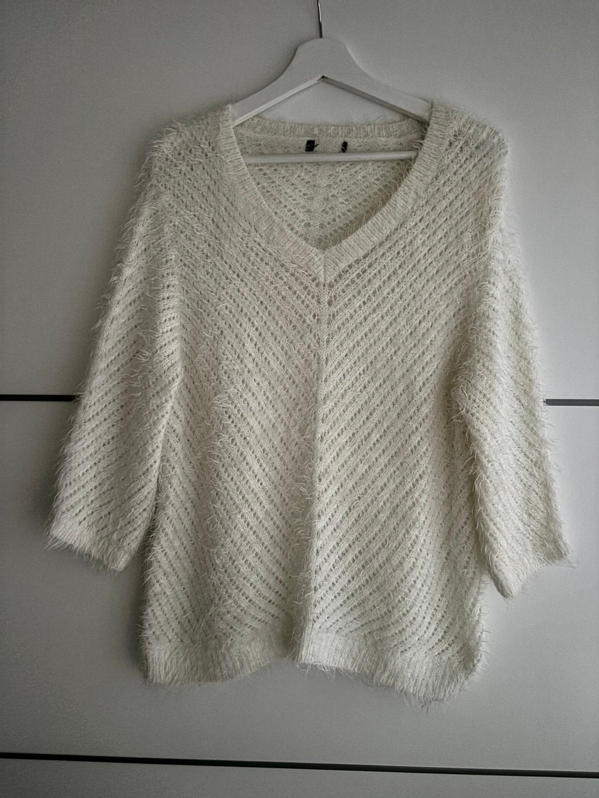 Trui M, Ophalen of Verzenden, Zo goed als nieuw, Maat 38/40 (M), Wit