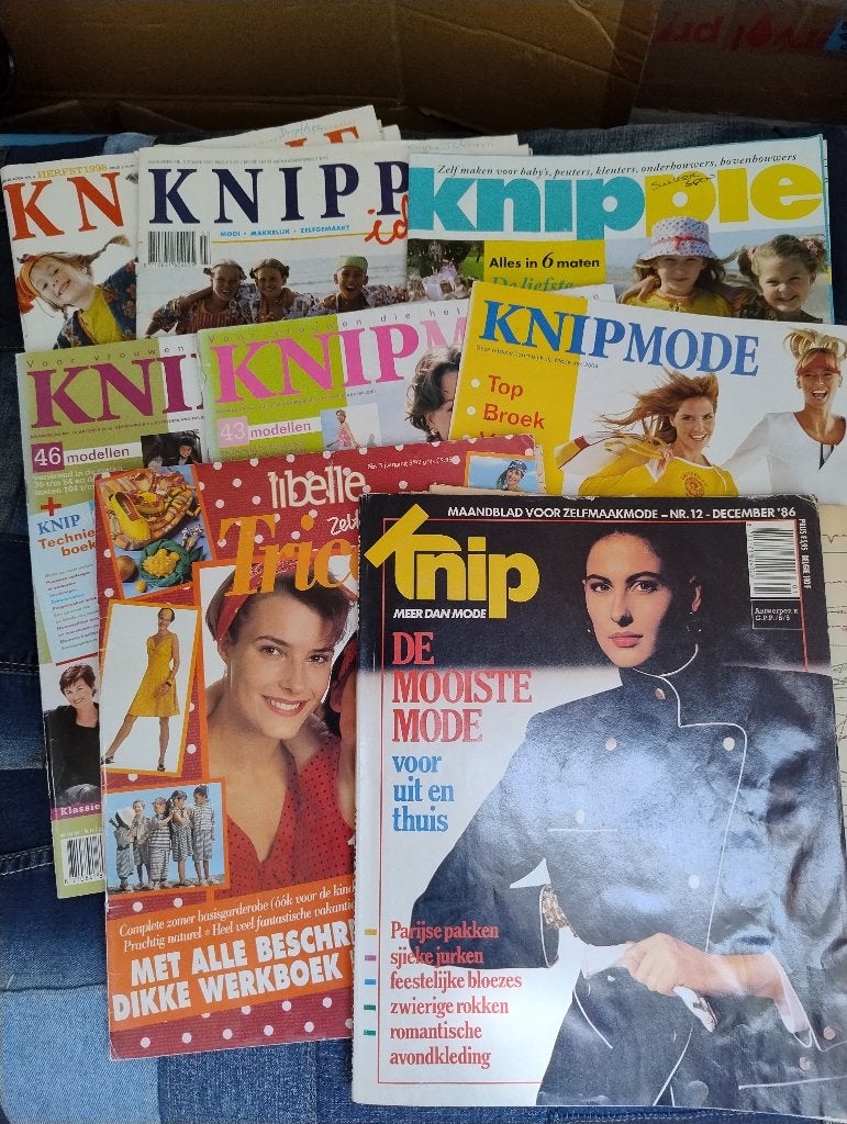 8 oude knipmode / knippie / knip / libelle, Vrouw, Ophalen of Verzenden, Knipmode, Overige typen