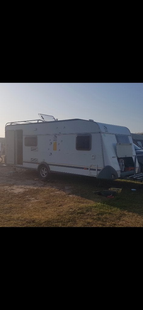 caravan Knaus Südwind 550, Rondzit, Vast bed, 7 tot 8 meter, Particulier