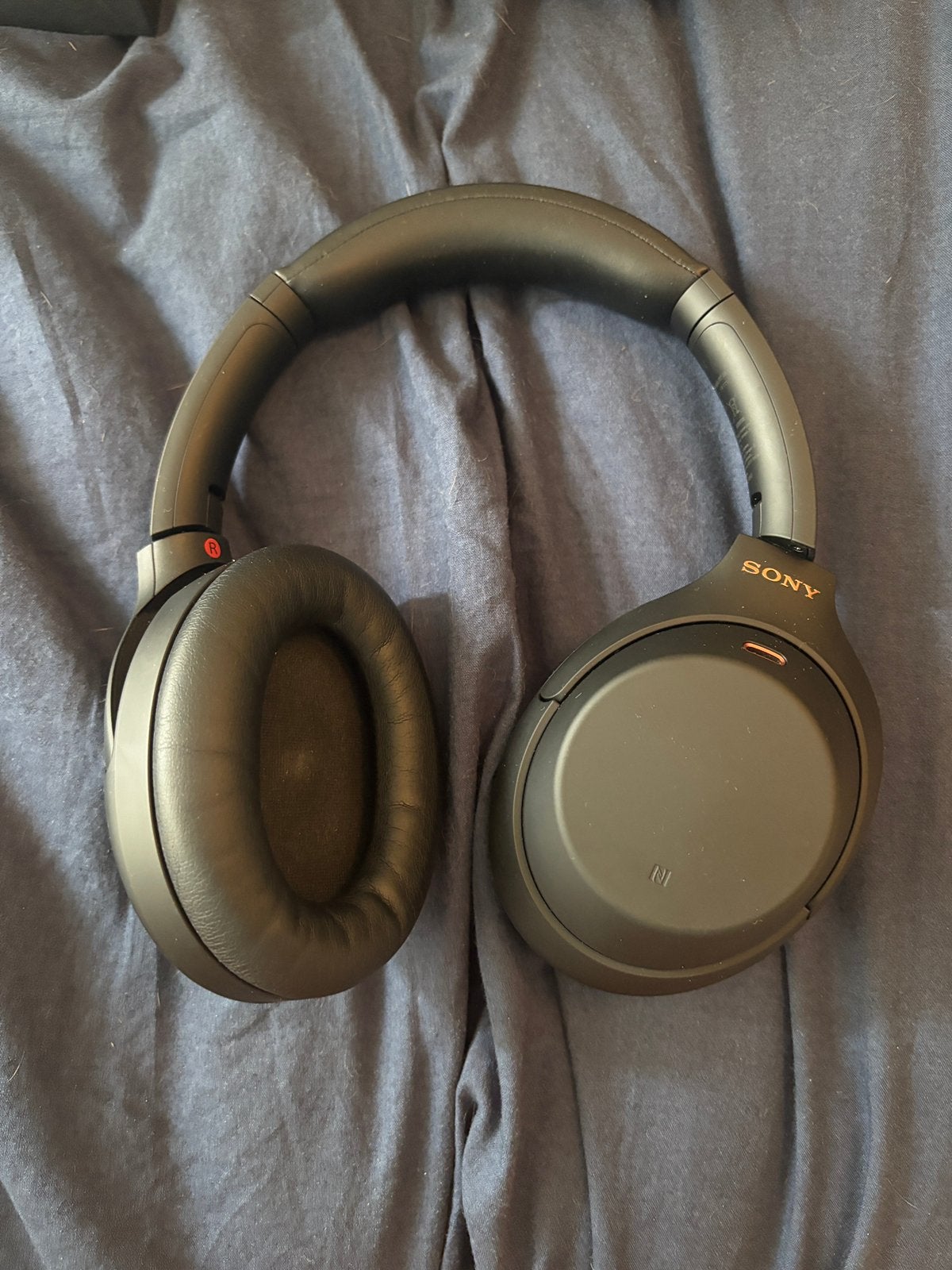 Sony WH-1000XM4