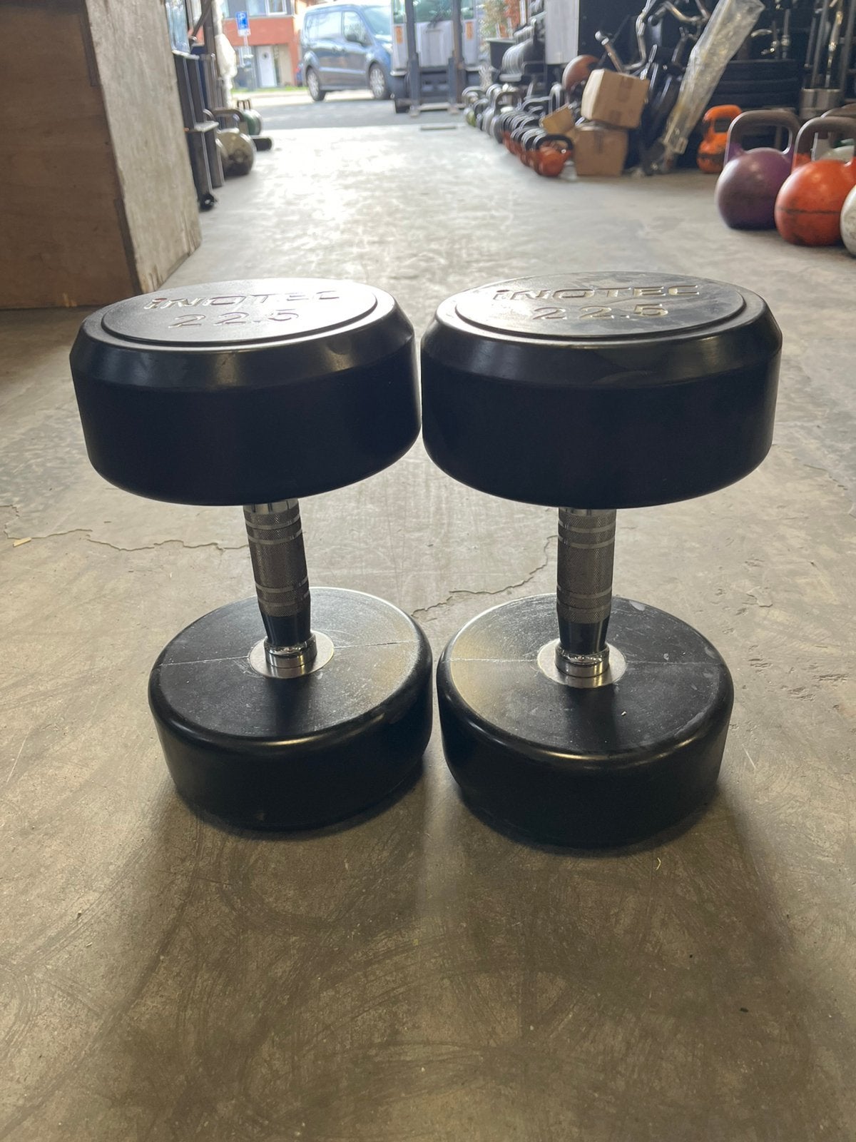 2 x 22,5 kg inotec rubberen dumbbells set gewichten, Sport en Fitness, Ophalen, Dumbbell, Gebruikt, 2 x 22,5 kg
